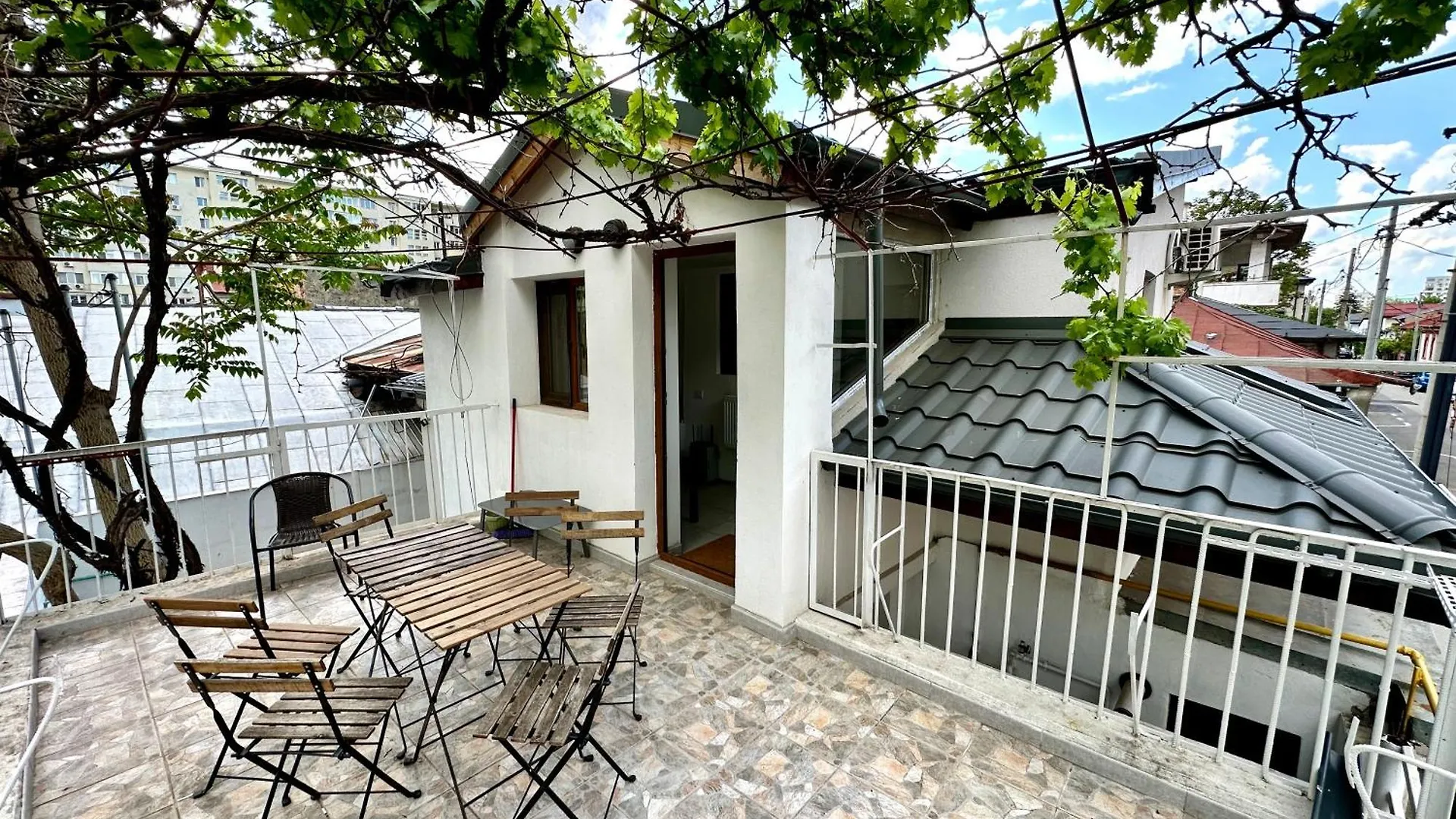 Vila Interbelic House With Courtyard And Terrace Bukurešť Rumunsko